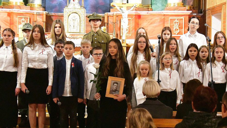 Wieczornica patriotyczna w Majdanie Starym