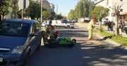 Zderzenie motocykla z pojazdem osobowym w Janowie Lubelskim. Kierujący jednośladem trafił do szpitala