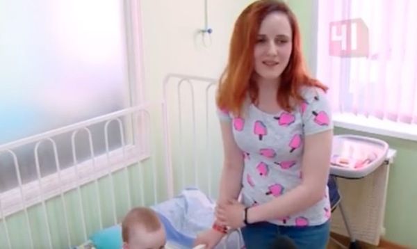 Alexandra i Anya Metelkina