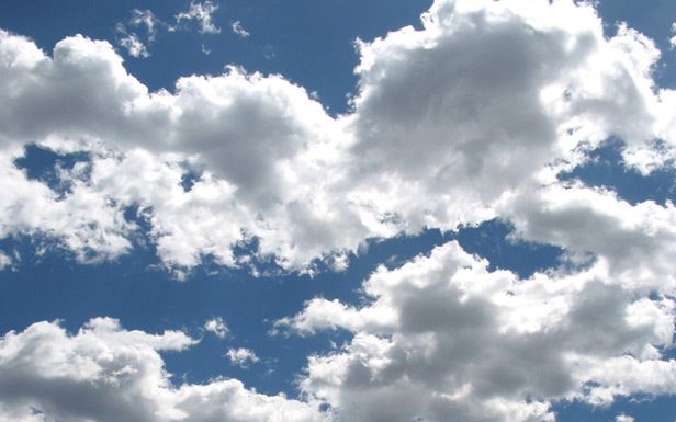 W Sieci zaczyna się walka o chmurę (Fot. Flickr/kevin doole/Lic. CC by)