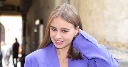 Oliwia Bieniuk pozuje na siłowni. Odsłoniła brzuch