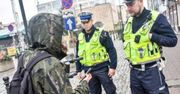 Policjant żąda odblokowania telefonu? Prawo w tej kwestii jest jasne