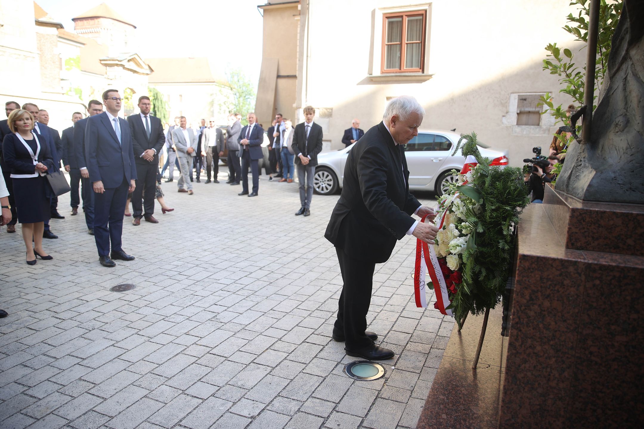 Kraków, 18.06.2022. Jarosław Kaczyński i politycy PiS na Wawelu
