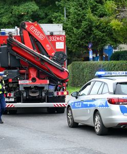 Wypadek w centrum Krakowa. Rowerzysta wjechał pod autobus