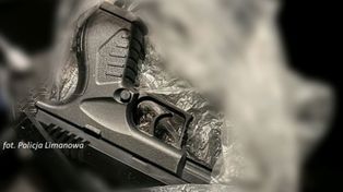 Męcina: 20-latek strzelał do współpracownika z broni pneumatycznej