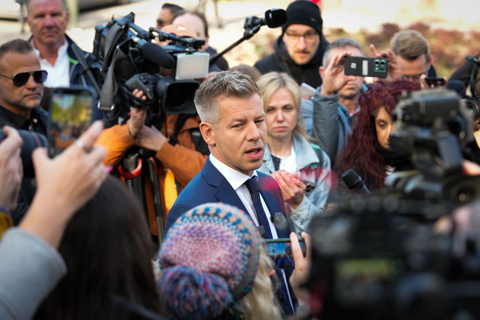 "Stawką jest los naszego kraju". Magyar o rekordowej frekwencji