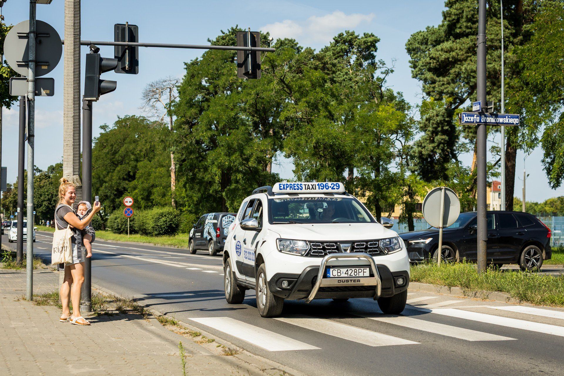 Skrzyżowanie ulicy Nakielskiej i Bronikowskiego w Bydgoszczy.
