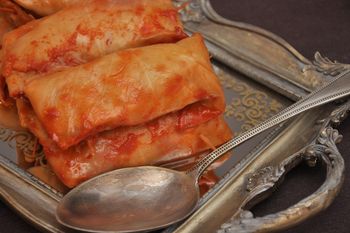 Na piątkowy obiad robię postne gołąbki. Tak pyszne, że żona zawsze bierze dwie dokładki