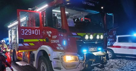 Dramat w Wielkopolsce. Kobieta i dziecko wpadli do zamarzniętego stawu