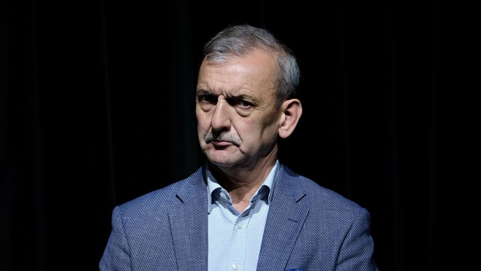 Kwartet w Teatrze AteneumFot. Bartosz Krupa/East News. Warszawa 29.09.2020. Przedstawienie "Kwartet" w Teatrze Ateneum - Scena 20.  N/z: Slawomir BroniarzBartosz Krupa