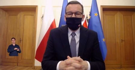 Rząd ogłosił nowe restrykcje. "Wciskamy hamulec z całej siły"