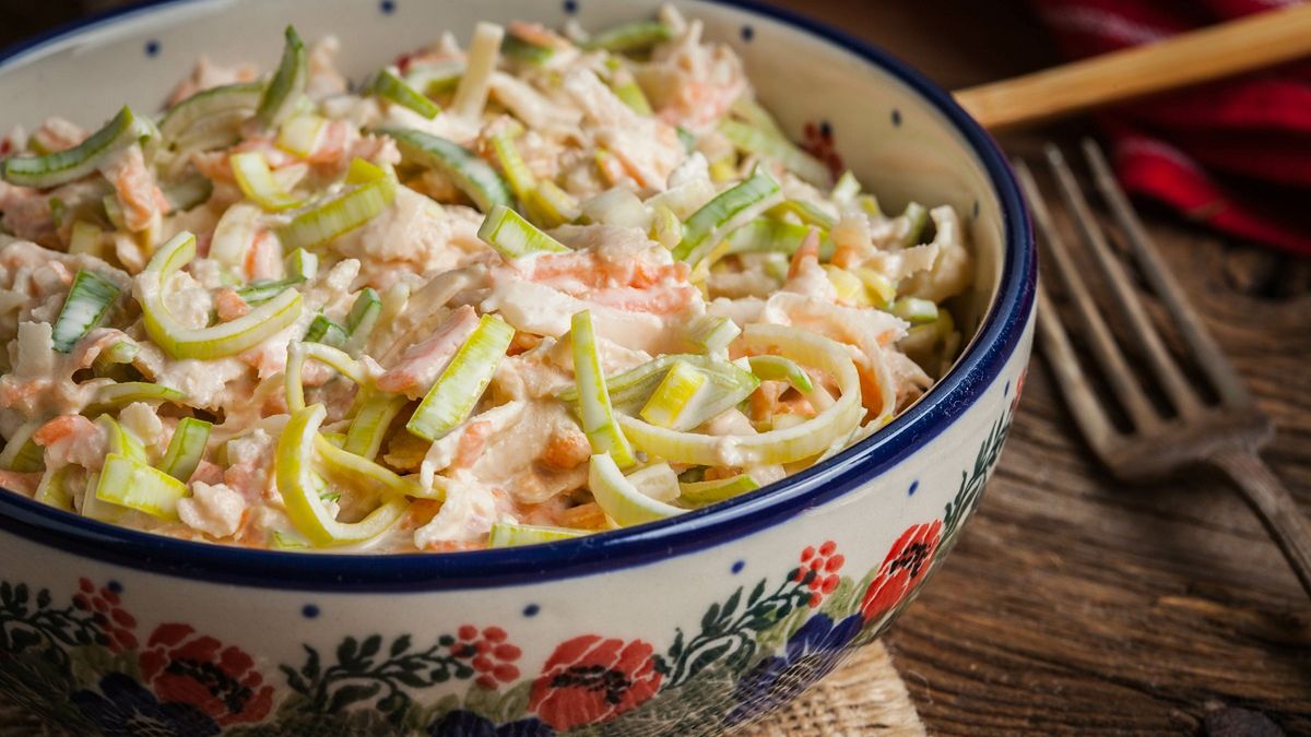 Zaskakująco prosta surówka z pora. 