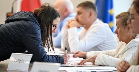 Dane PKW z godz. 17. Ta gmina wypada najgorzej w Polsce