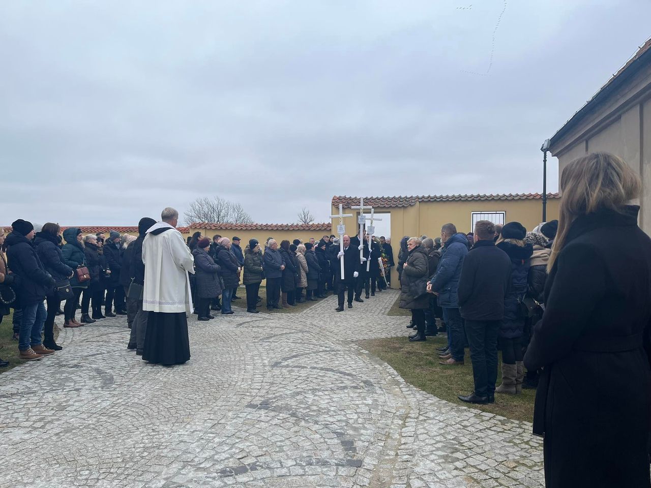 Pogrzeb po rodzinnej tragedii w Choroszczy