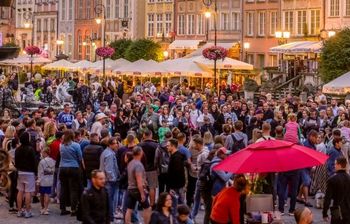 Skumulowane uderzenie. Wielka gwiazda po raz kolejny przyciągnie tłumy