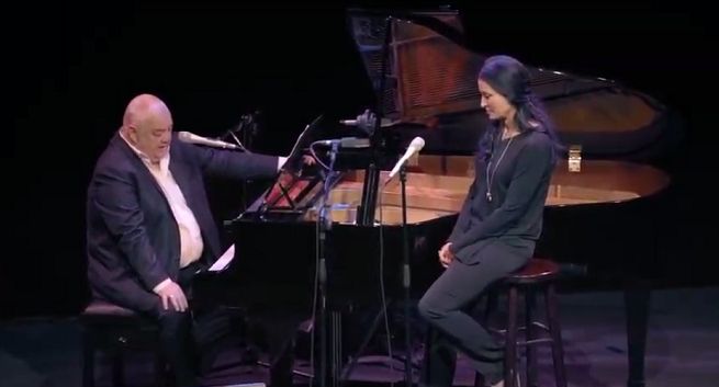 Niema kolęda Kayah, Soyki i Golec uOrkiestry w akcji „Podaruj wigilię” (wideo)