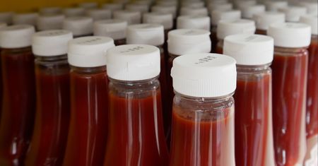 Przetestowali keczupy. Jeden z najlepszych można kupić też w Polsce