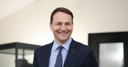 Nowe stanowisko dla Sikorskiego? "To stanowczo za mało"