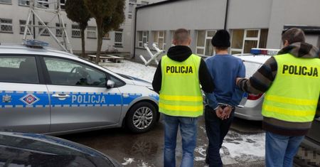 Z regionu: Kolędy śpiewali i … portfel zabrali