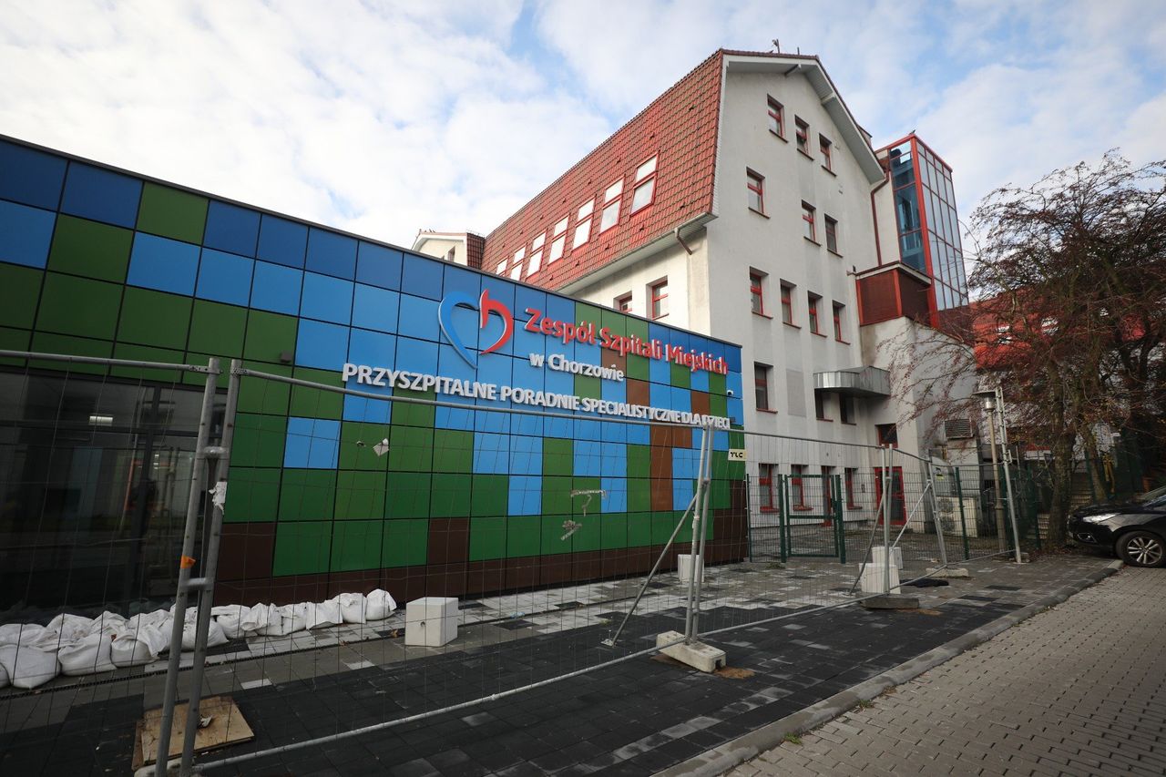 Chorzów: Nowe przychodnie dziecięce przy szpitalu wciąż nie działają