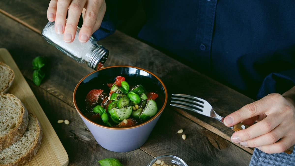 Sól w codziennej diecie. Zdjęcie ilustracyjne