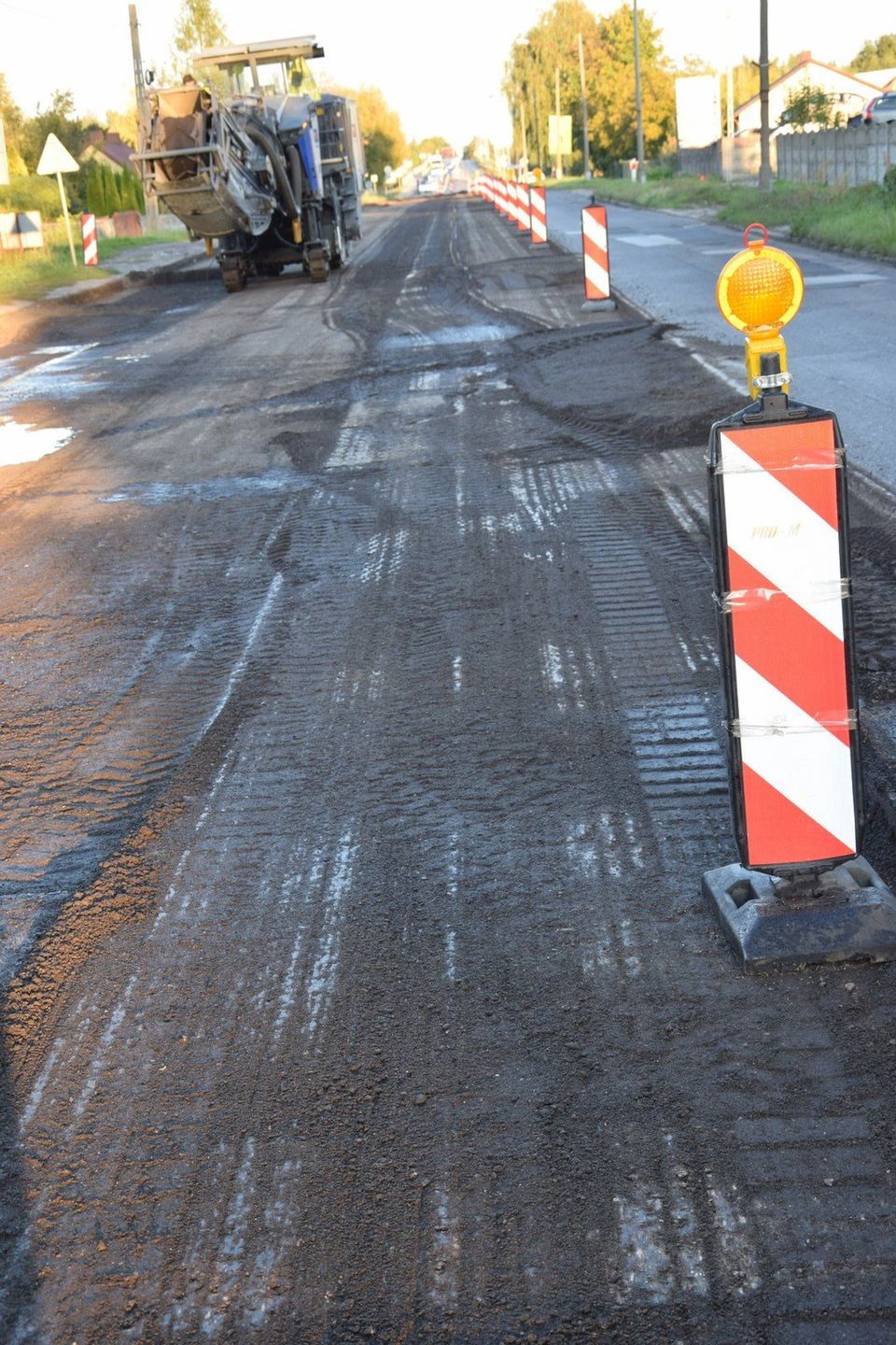 Ogromne korki na drodze wojewódzkiej 482 w Zduńskiej Woli. Zaczęła się przebudowa