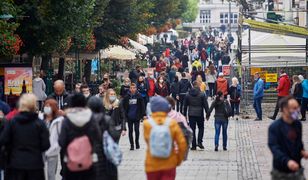 Koronawirus. Maseczki opadną z twarzy. Ministerstwo Zdrowia wyjaśniło wątpliwości