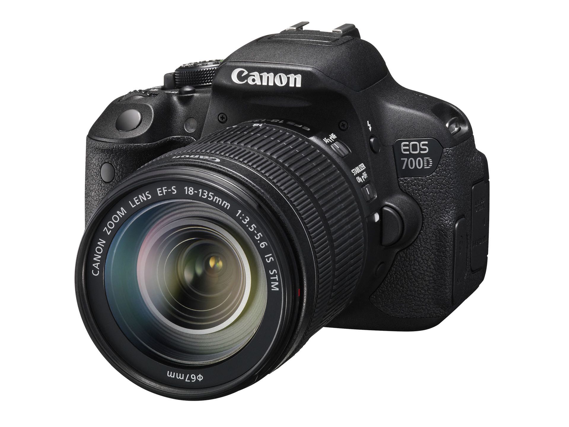 Canon EOS 700D z nowym obiektywem 18-55mm f/3.5-5.6 IS z cichym silnikiem STM 6