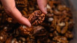 Jedni często jedli orzechy, drudzy ich unikali. Potem zbadano ich krew