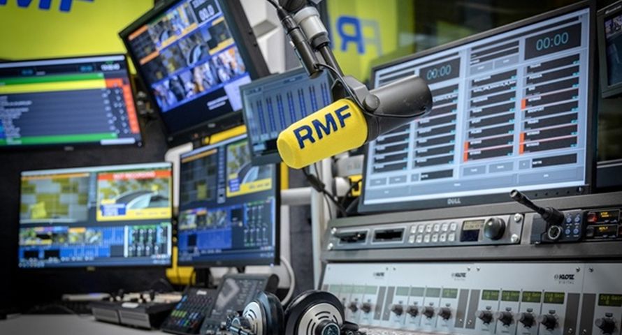 RMF FM zarabia rekordowo. Przybyło pracowników