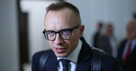 Nie żałuje Niedzielskiego? Wymijająca odpowiedź wiceministra