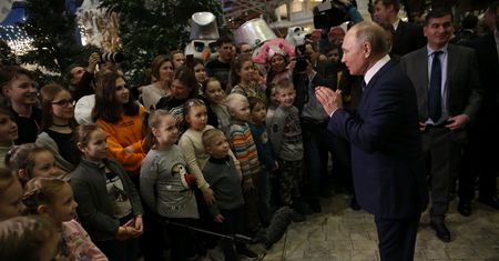 Kreml się miota. Rosyjskie 500+ nie zadziało, więc armia ma kłopot