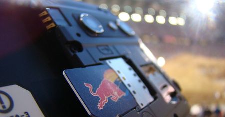Red Bull Mobile wkroczył do Polski - oferta i Świat Red Bulla