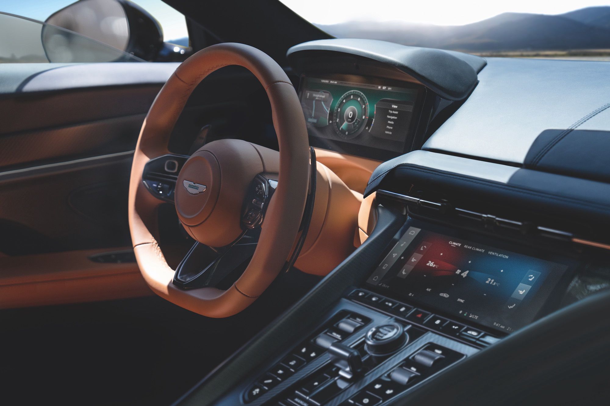 Aston Martin DB12