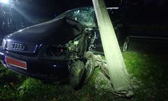 Miał prawo jazdy od 7 dni. 18-latek skończył w słupie