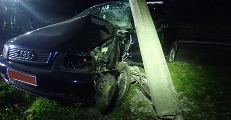 Miał prawo jazdy od 7 dni. 18-latek skończył w słupie