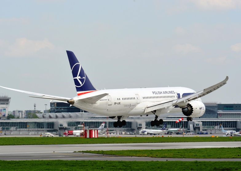 Trzy dreamlinery PLL LOT uziemione. Może to potrwać do wakacji