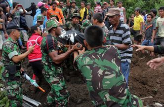 Osunięcie ziemi na Jawie. Sześć osób nie żyje