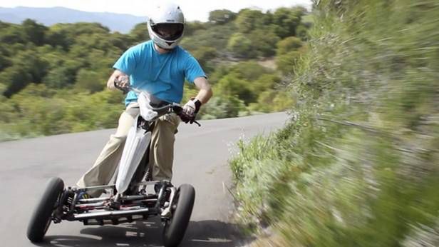 Sway - trójkołowy, elektryczny skuter. Z takim pojazdem pokochacie zakręty! 1