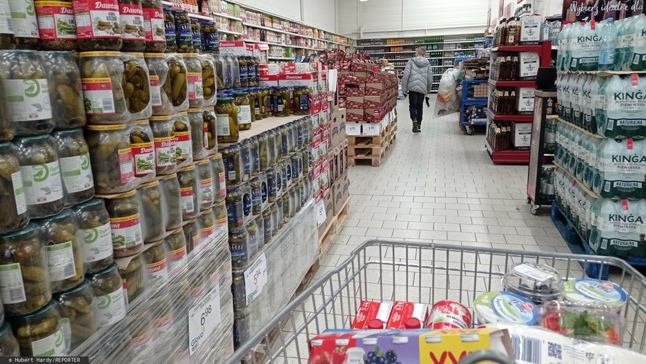 reporter_baza_2023-01
10.12.2022 Olsztyn - hipermarket Auchan 
fot. Hubert Hardy/REPORTER
Hubert Hardy/REPORTER