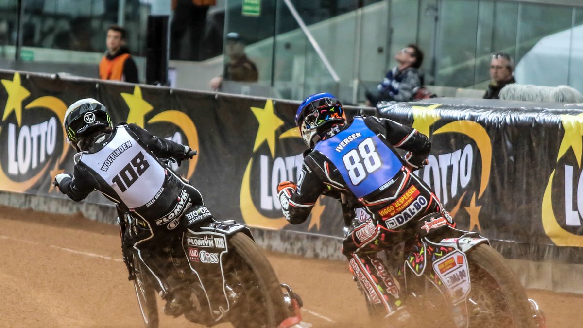 WP SportoweFakty / Arkadiusz Siwek / Tai Woffinden w walce z Nielsem Kristianem Iversenem