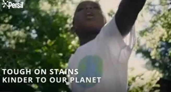 Reklama Persila wprowadza w błąd, bo detergent "nie jest miły dla planety"
