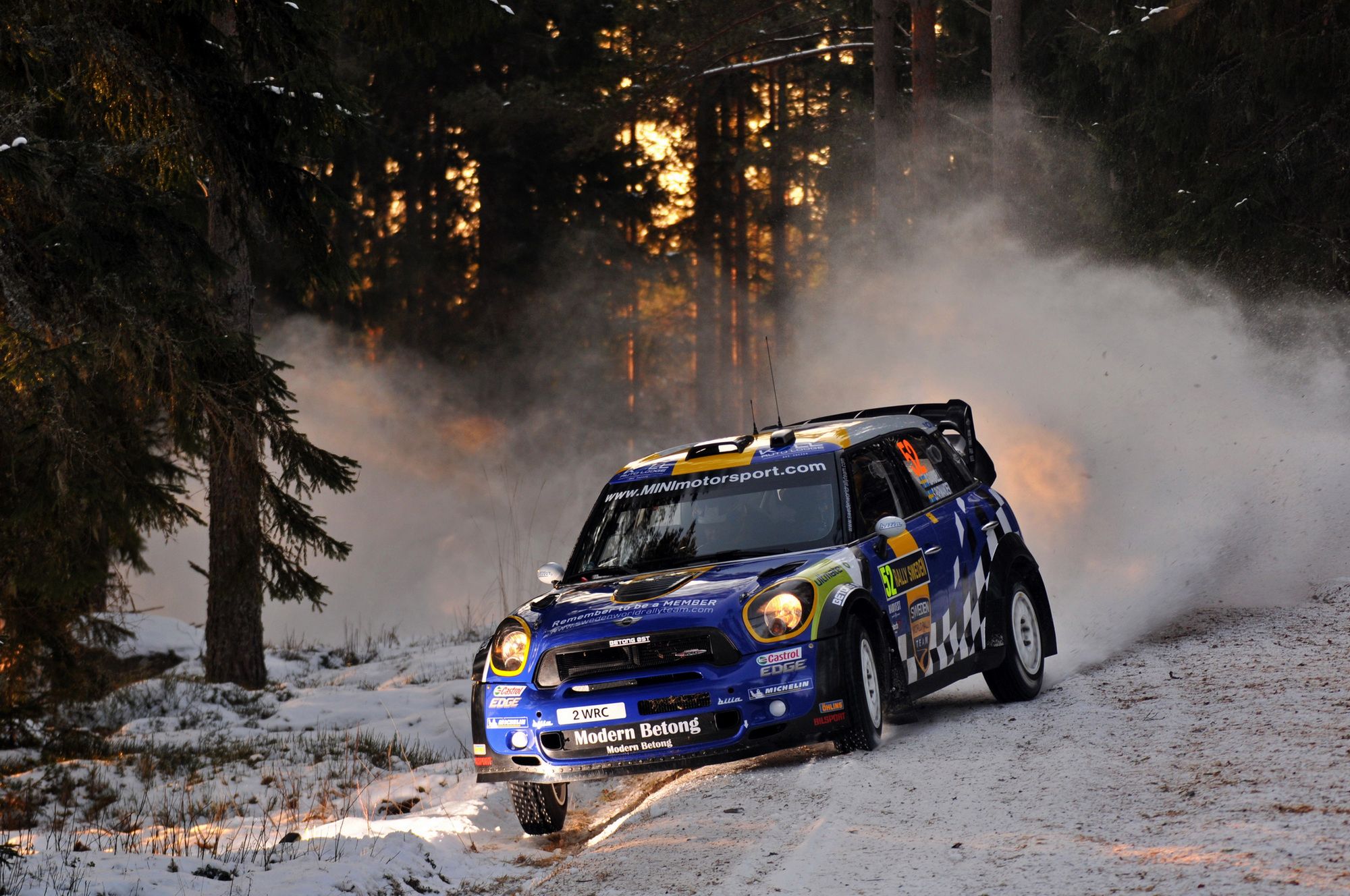 Marcin Rybak jest zawsze tam, gdzie kurz i spaliny – oto jak wyglądają rajdy WRC w jego obiektywie 13