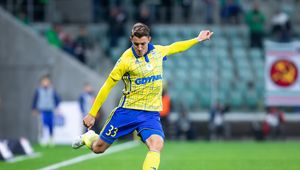 PKO Ekstraklasa. Arka Gdynia - Wisła Kraków. Damian Zbozień: Czujemy większą presję i przywiązanie do klubu