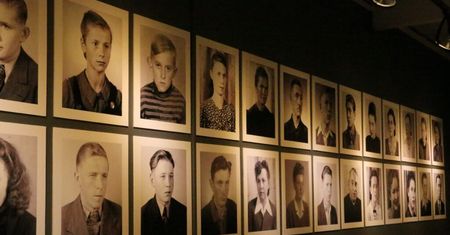 Foto  Hirsch i pierwsi mieszkańcy powojennej Trzcianki