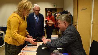 "Rocznik Zduńskowolski" jest już dostępny dla czytelników. W Ratuszu odbyła się promocja wydawnictwa