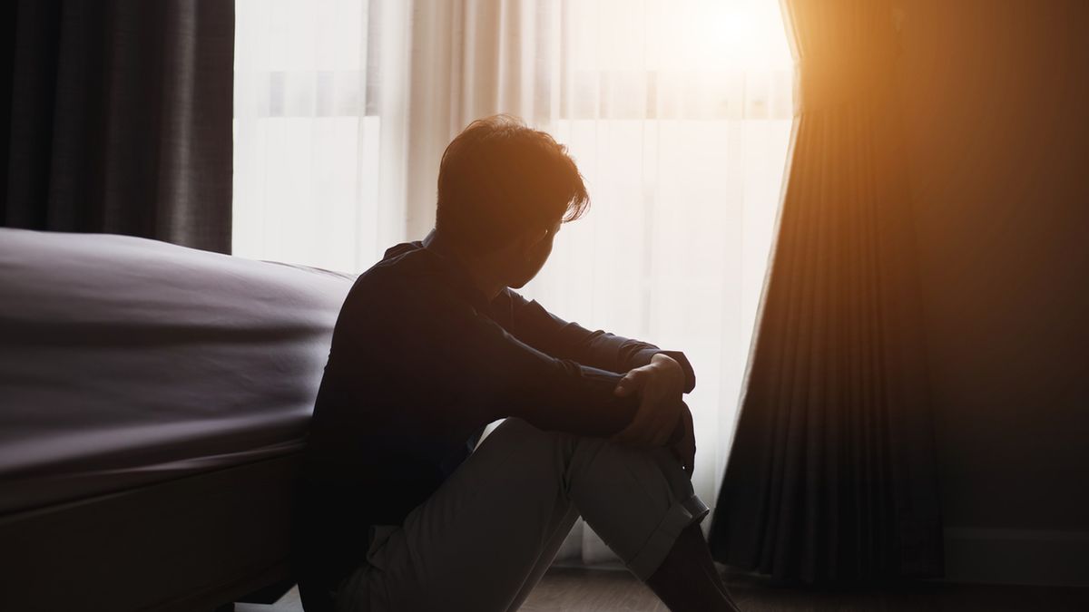 Choroby psychiczne a tarczyca to kwestia, którą zgłębiają lekarze od wielu lat.