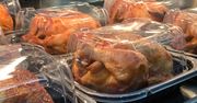 Kurczaki z rożna z supermarketu pod lupą. Takich nie wybieraj