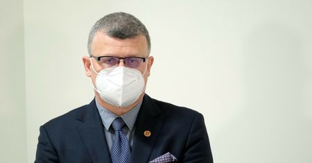Czwarta fala COVID-19 się rozpędza. Ekspert ostrzega przed świętami