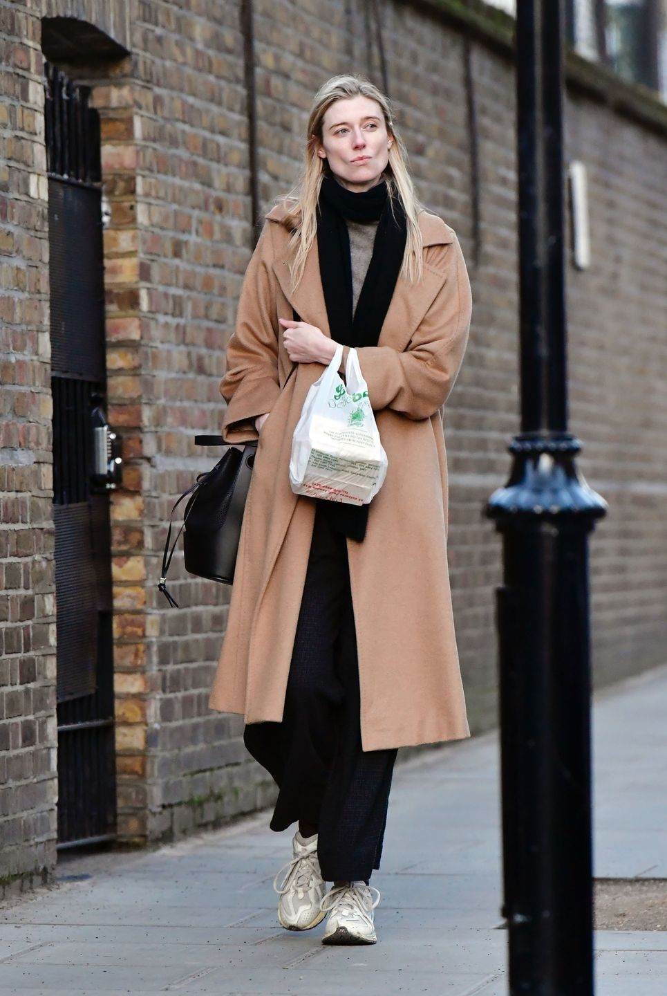 Elizabeth Debicki bez makijażu